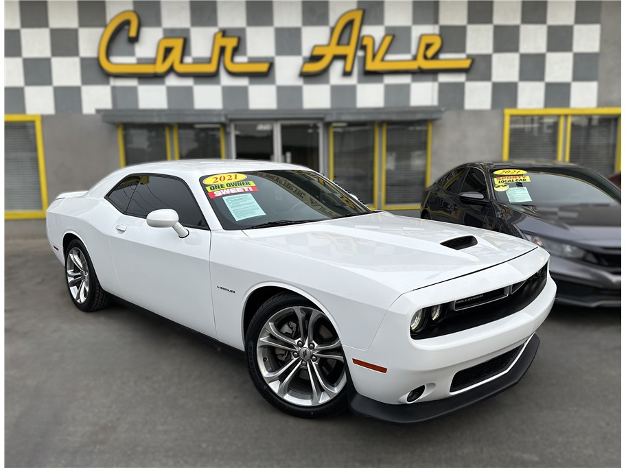 2021 Dodge Challenger R/T's photo