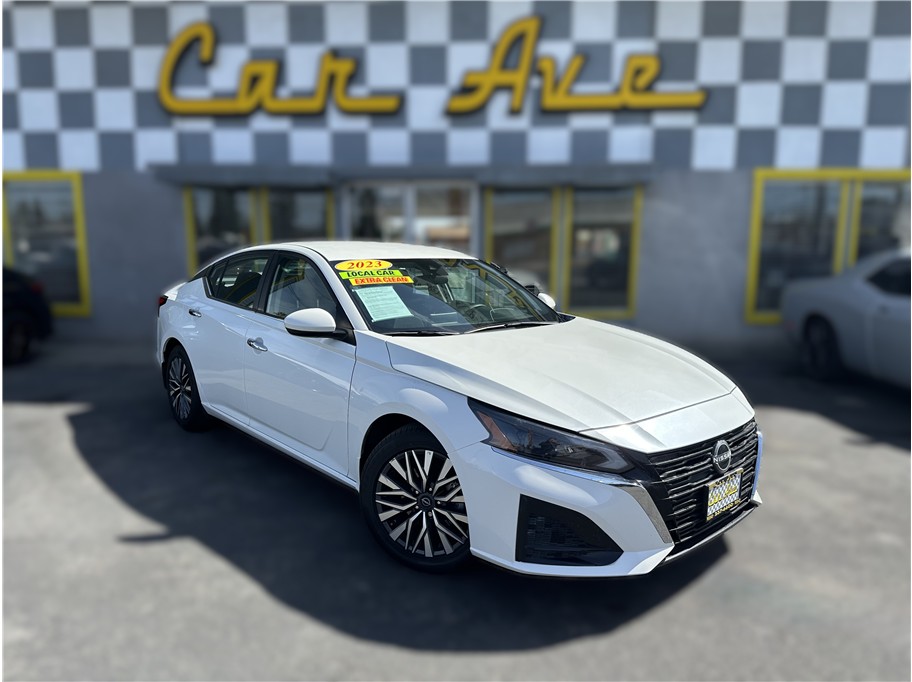 2023 Nissan Altima SV