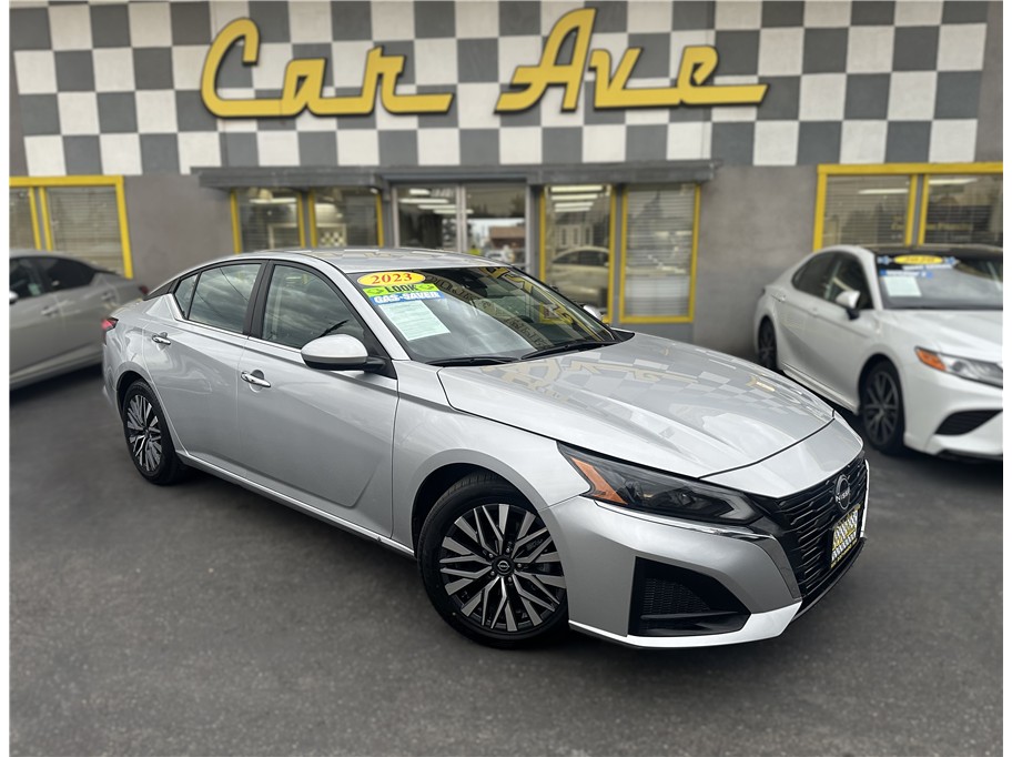 2023 Nissan Altima SV