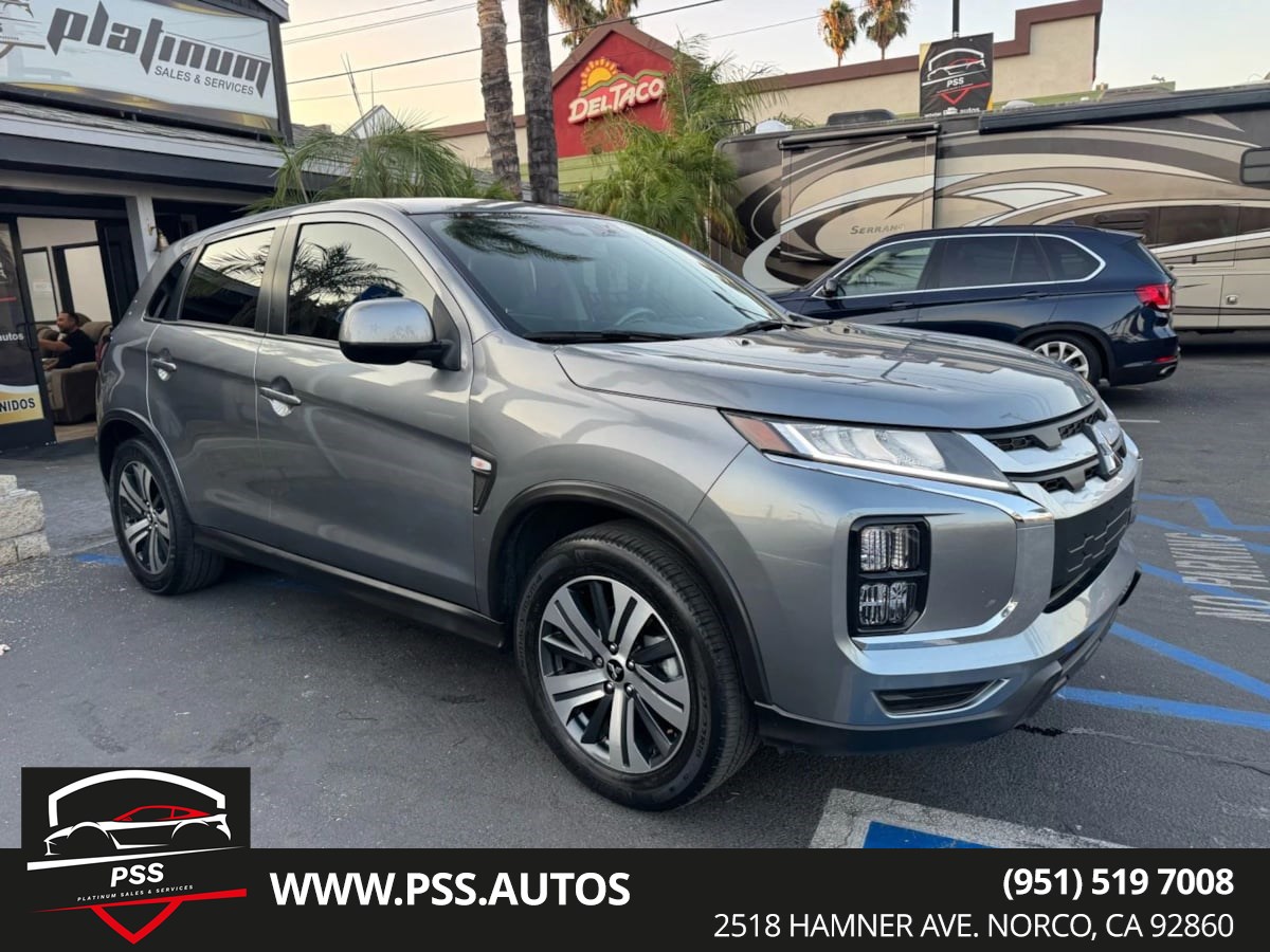 2024 Mitsubishi Outlander Sport ES's photo