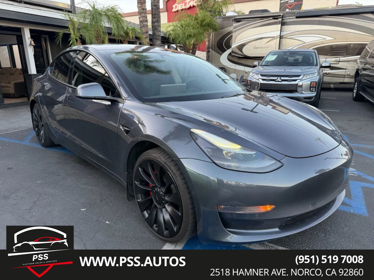 2022 Tesla Model 3 Performance's photo