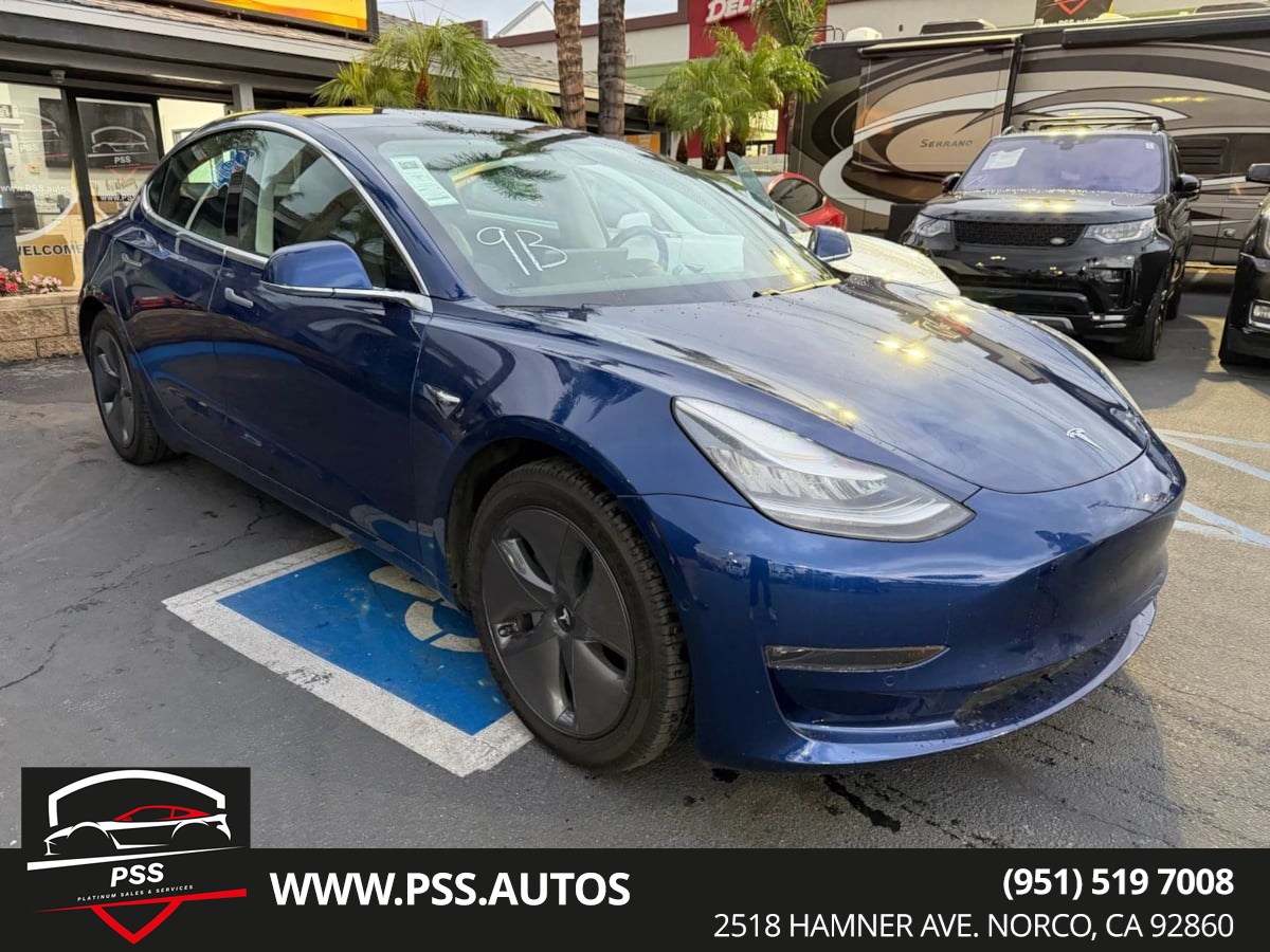 2019 Tesla Model 3 Long Range's photo