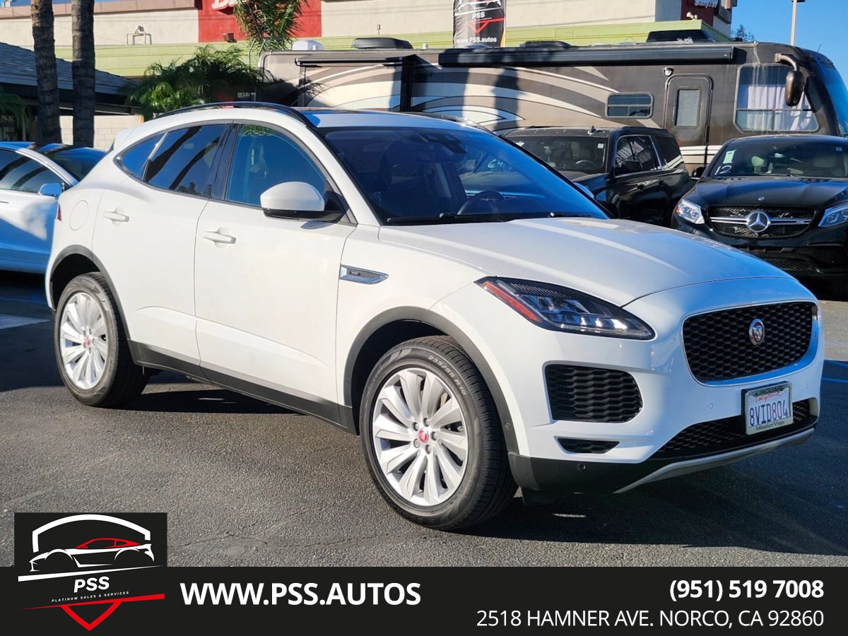2020 Jaguar E-PACE SE's photo