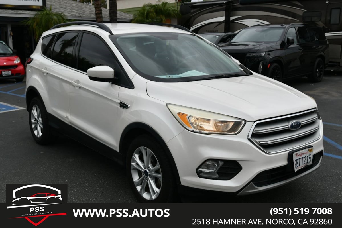 2018 Ford Escape SE