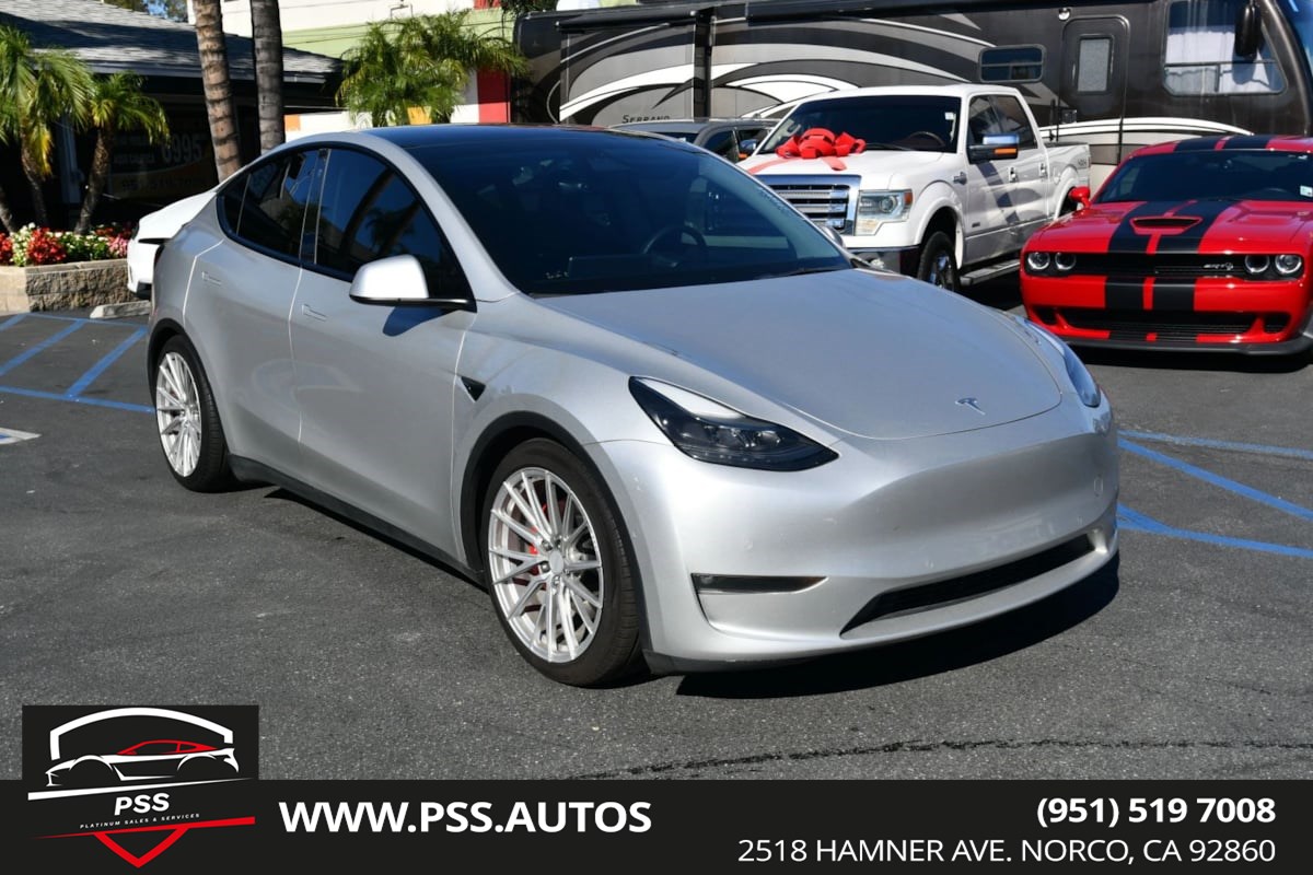 2022 Tesla Model Y Performance's photo