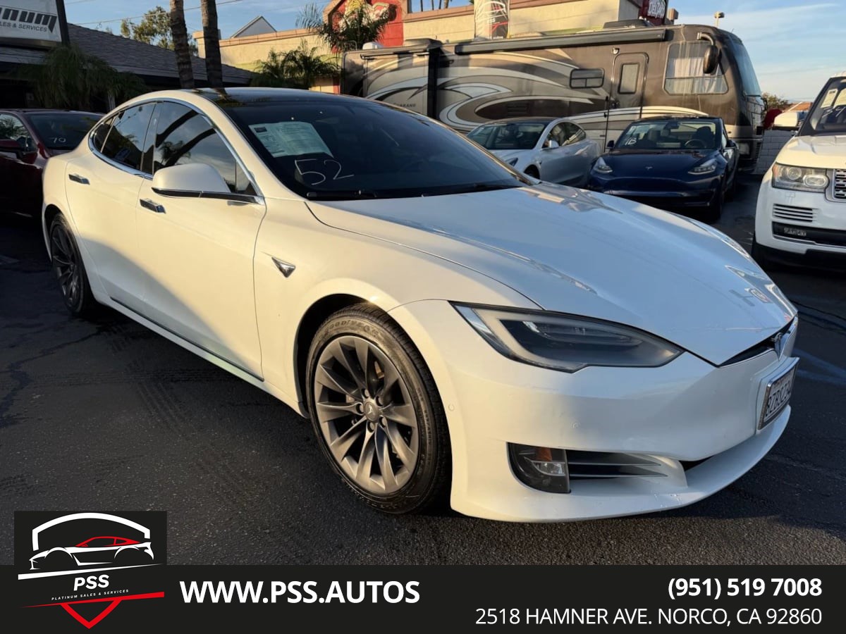 2020 Tesla Model S Long Range Plus's photo