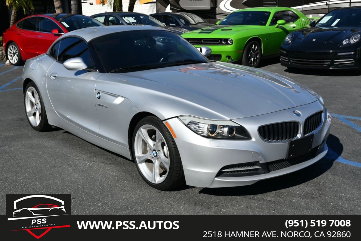 2011 BMW Z4 sDrive30i's photo