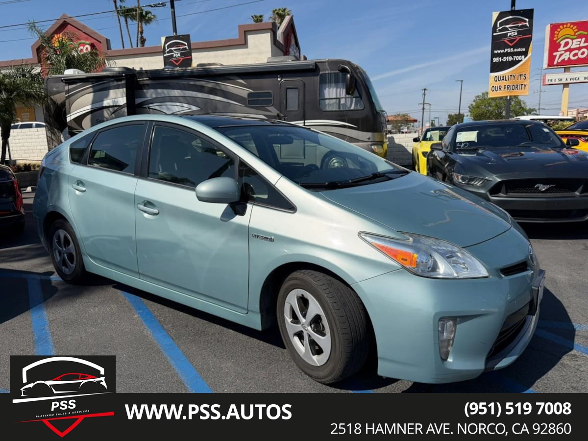2014 Toyota Prius Three