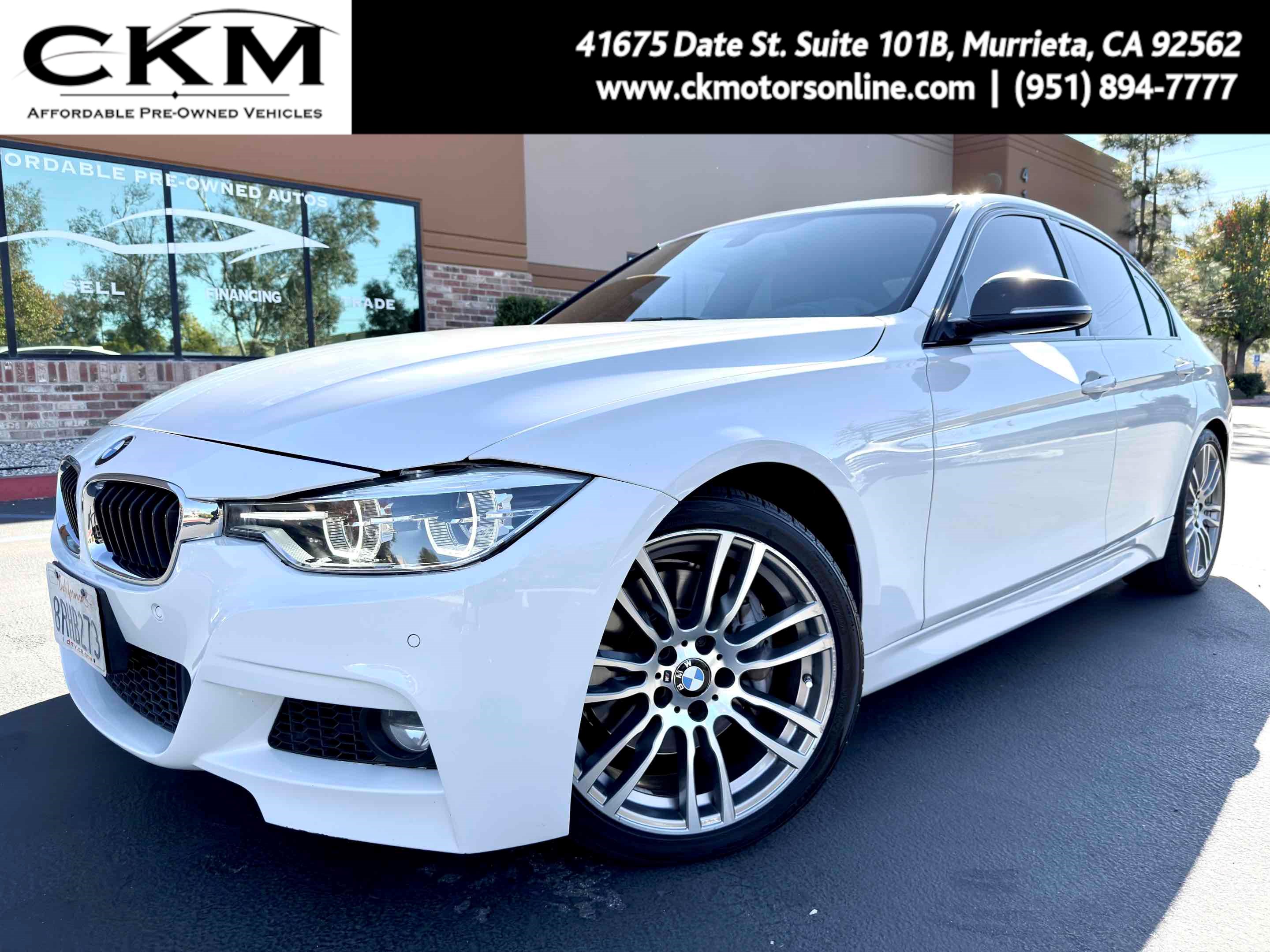 2017 BMW 3 Series 340i's photo