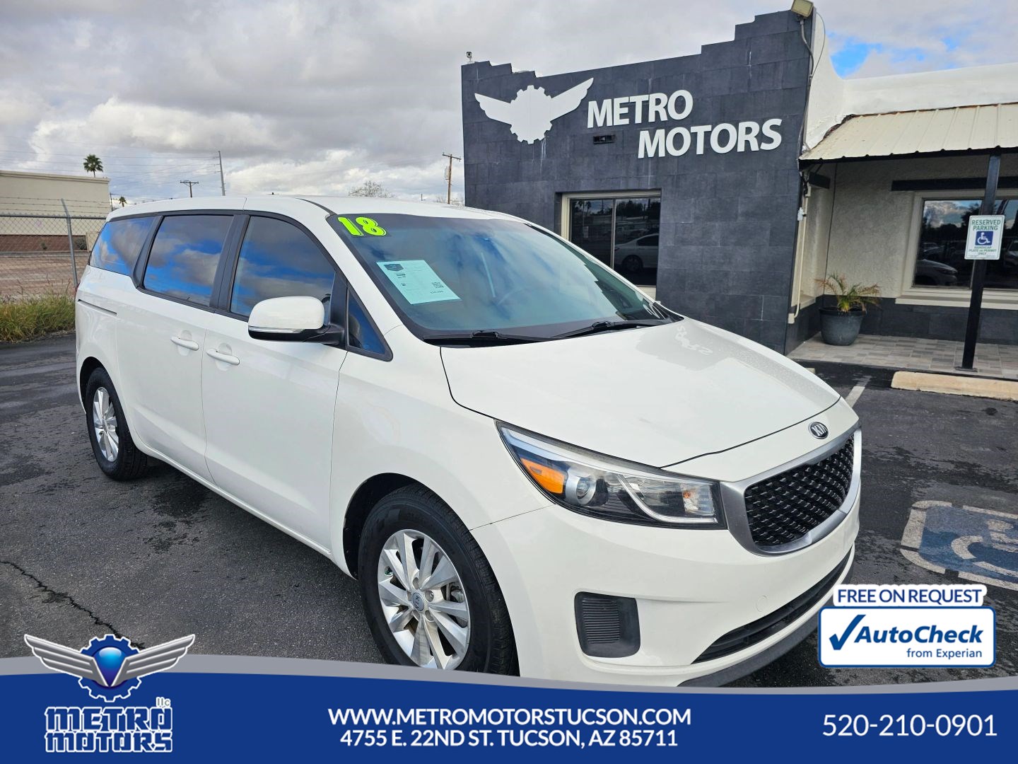 2018 Kia Sedona L's photo