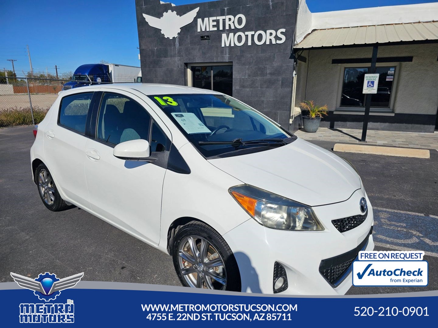 2013 Toyota Yaris SE