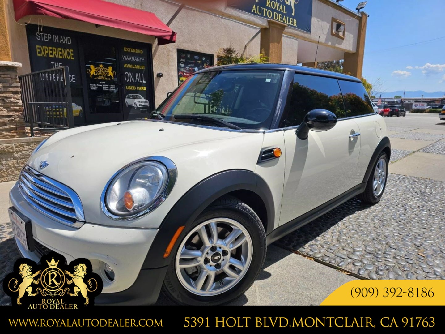 2013 MINI Cooper Base's photo