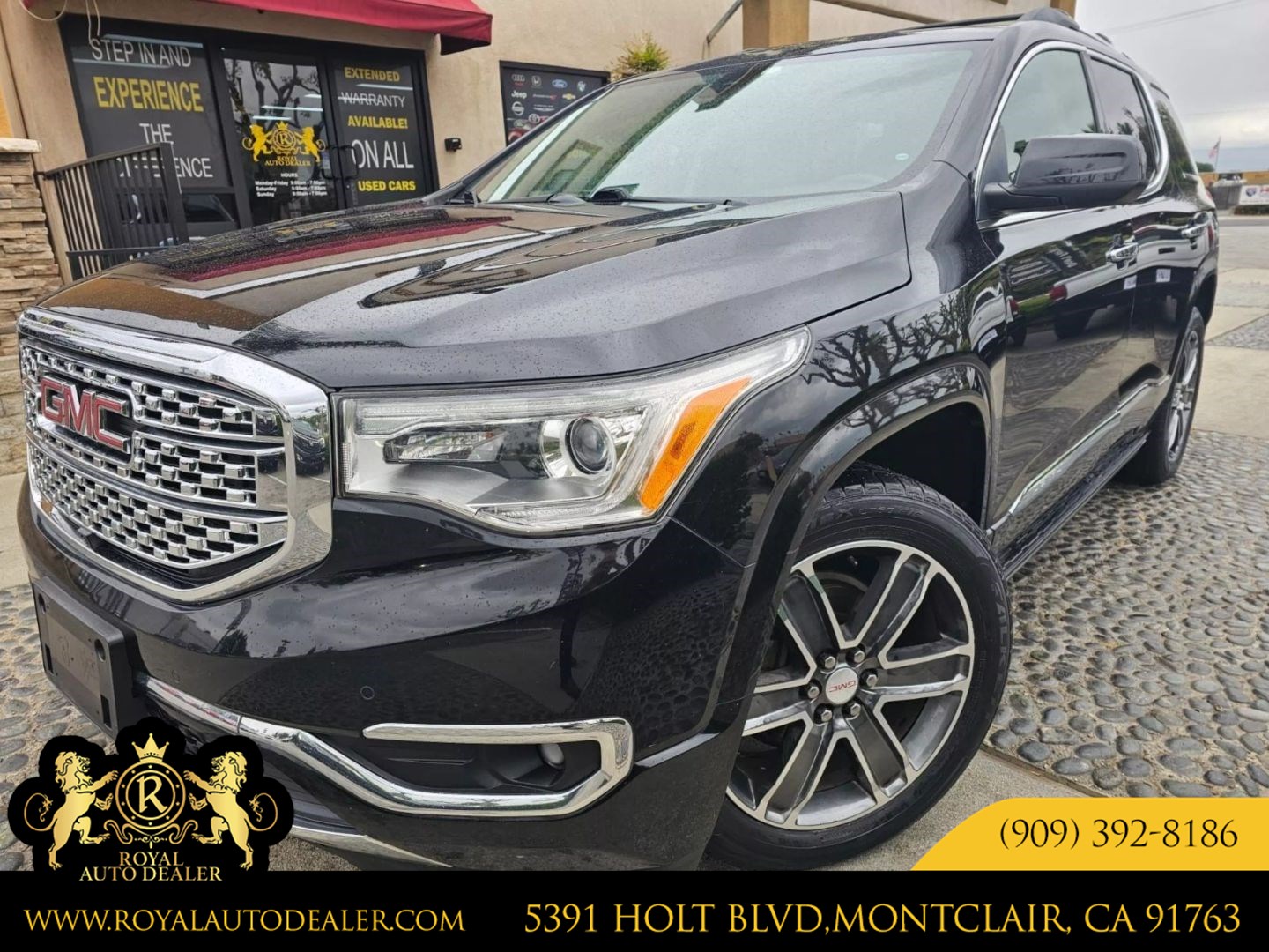 2017 GMC Acadia Denali's photo