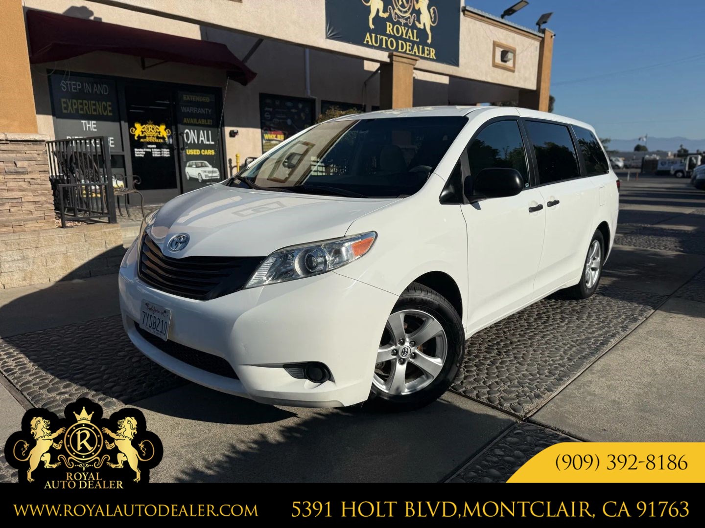 2014 Toyota Sienna L's photo