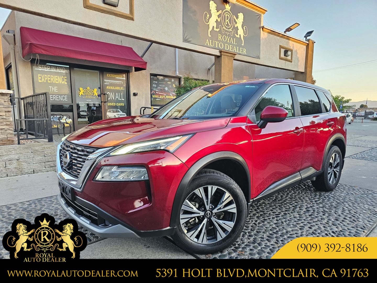 2023 Nissan Rogue SV's photo