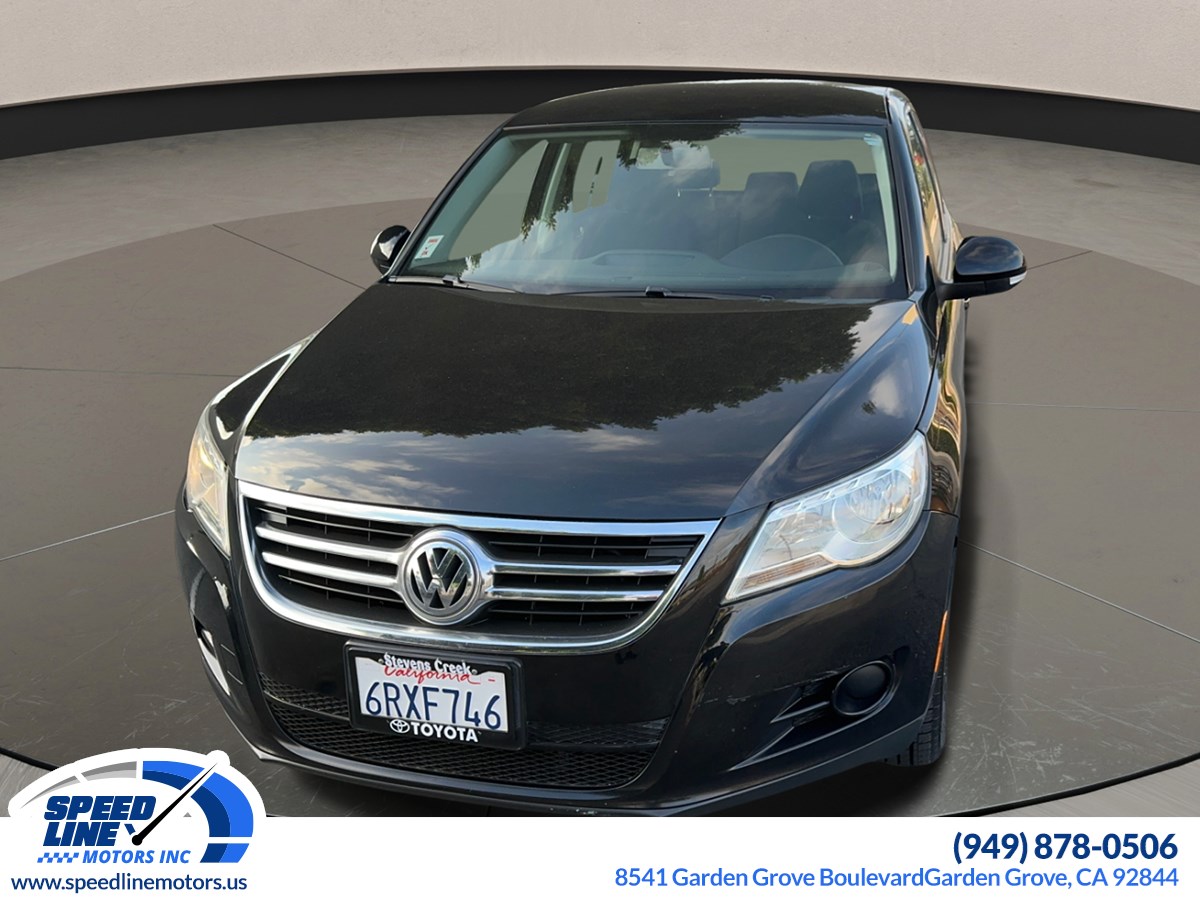 2011 Volkswagen Tiguan S's photo