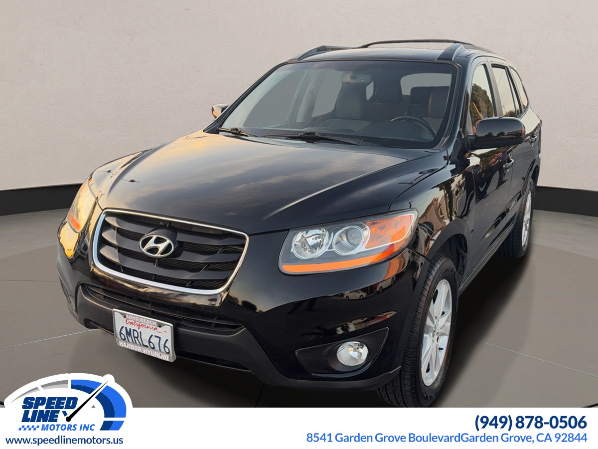 2010 Hyundai Santa Fe SE's photo