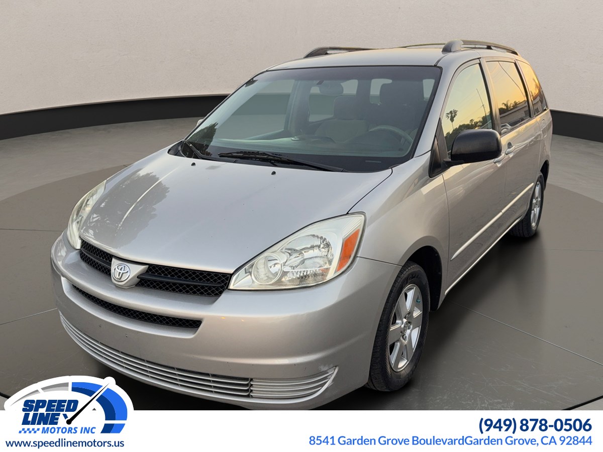 2004 Toyota Sienna LE