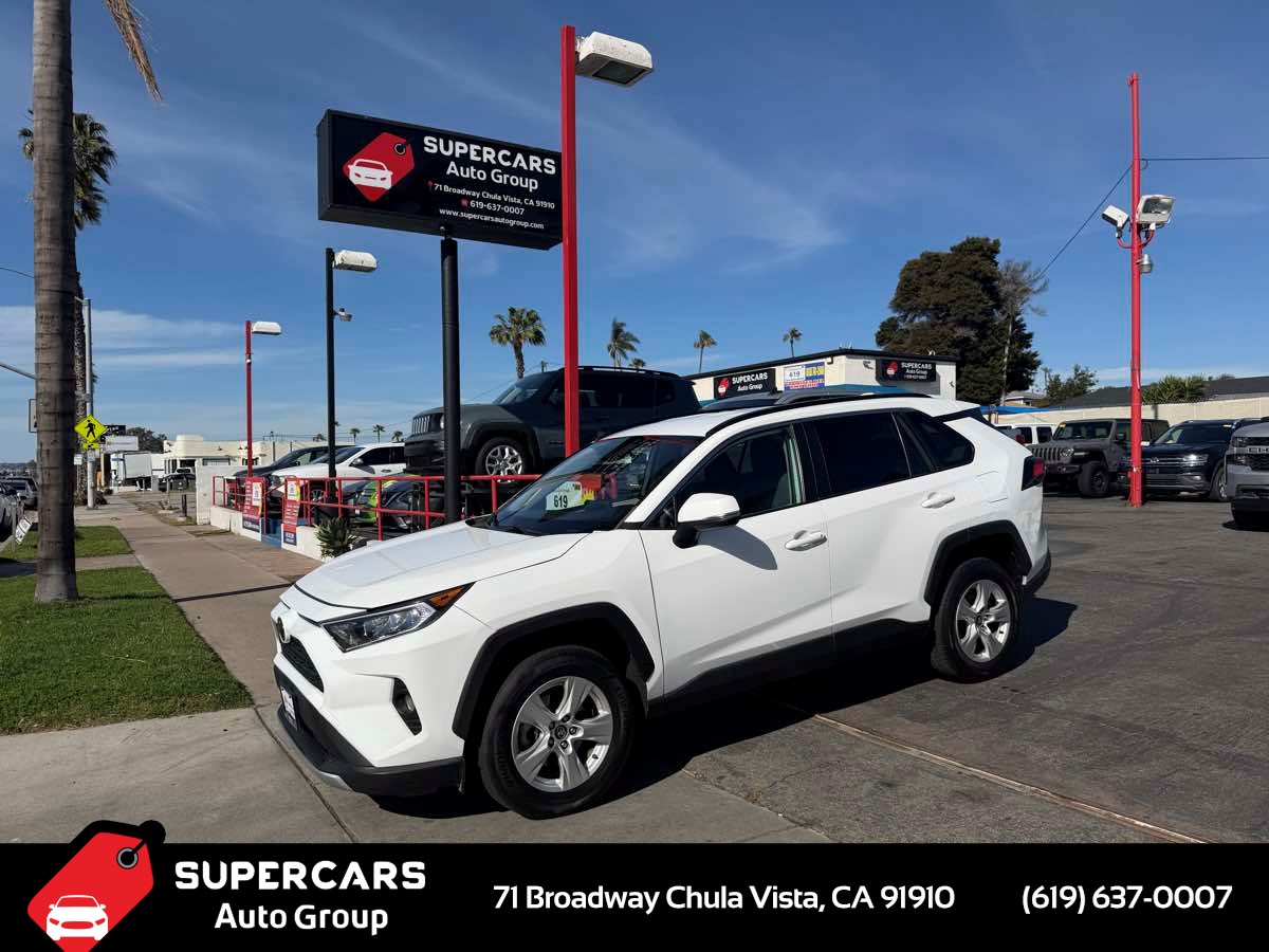 2020 Toyota RAV4 XLE