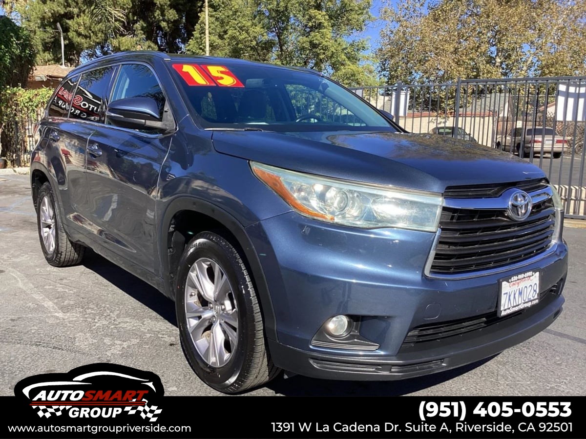 2015 Toyota Highlander XLE's photo