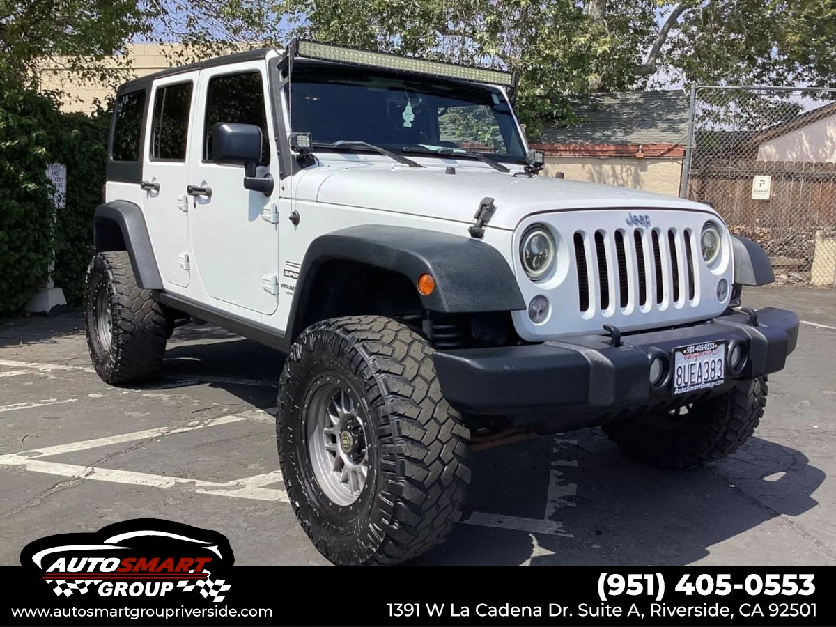 2015 Jeep Wrangler Unlimited Sport's photo