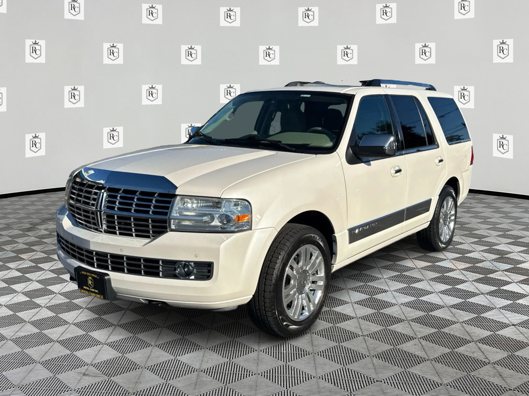 2012 Lincoln Navigator Base
