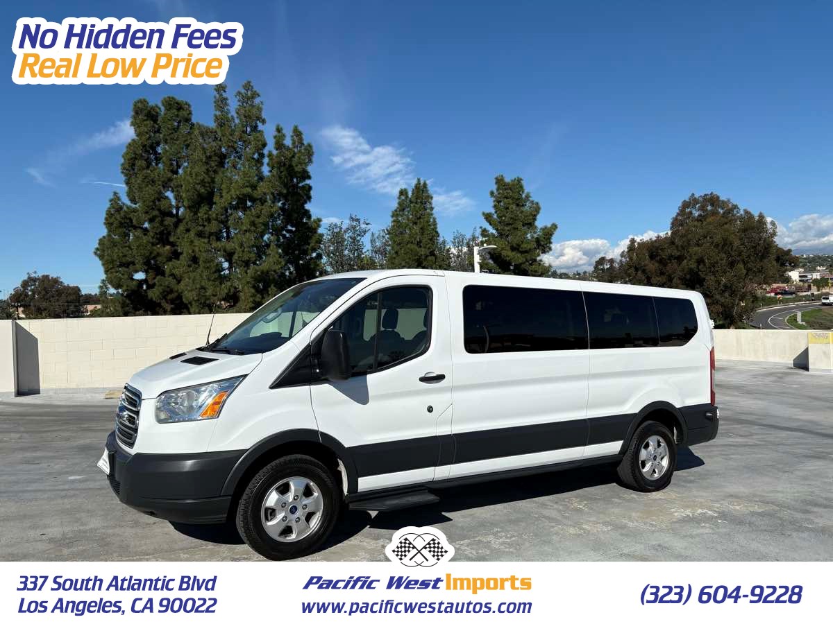 2018 Ford Transit Wagon XLT's photo