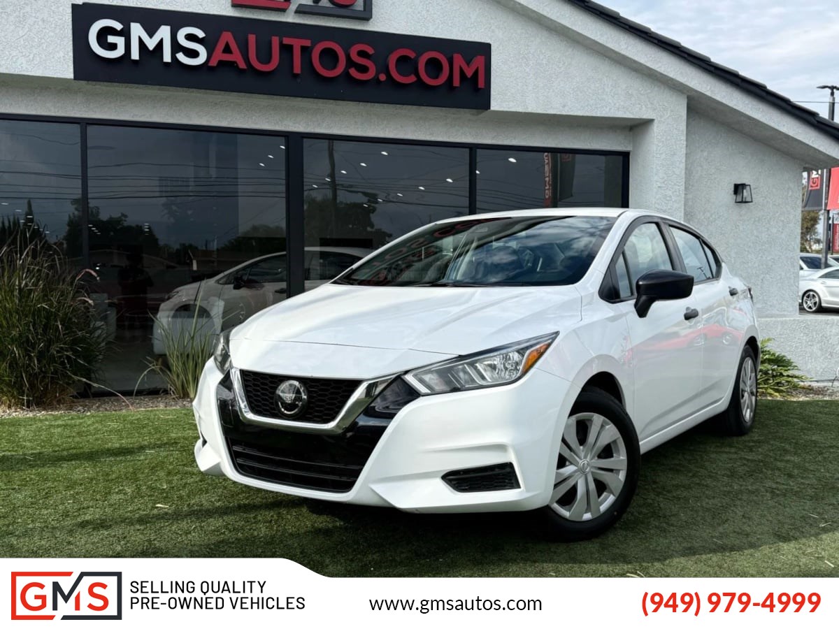 2021 Nissan Versa Sedan S's photo