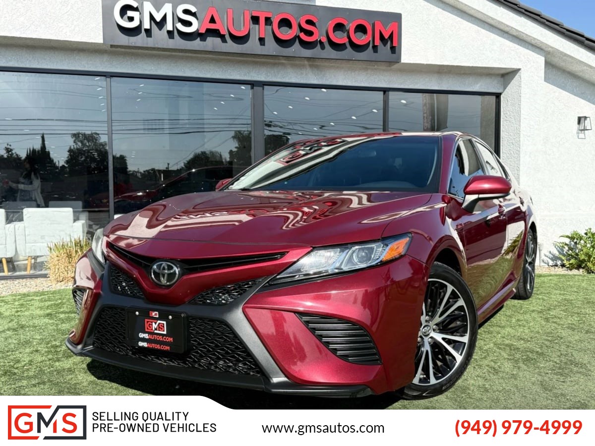 2018 Toyota Camry SE
