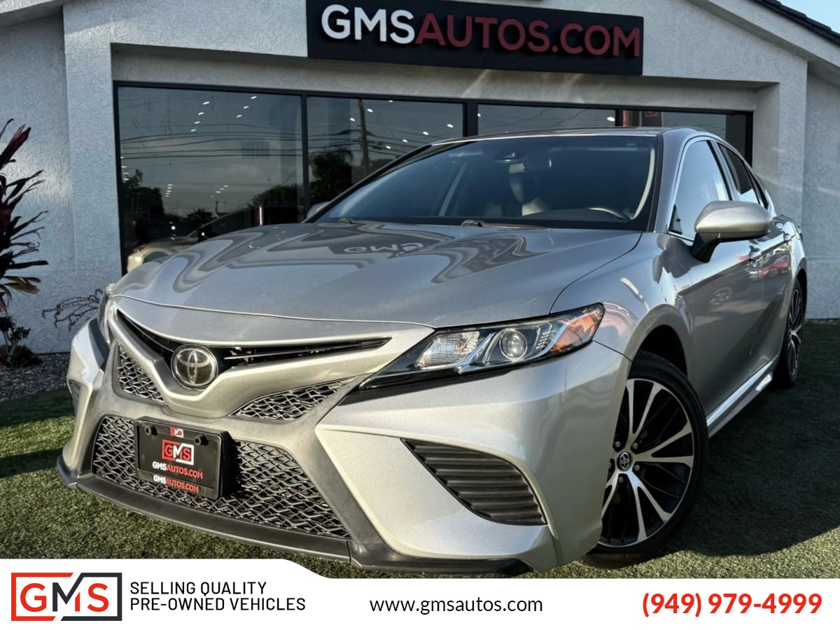 2020 Toyota Camry SE