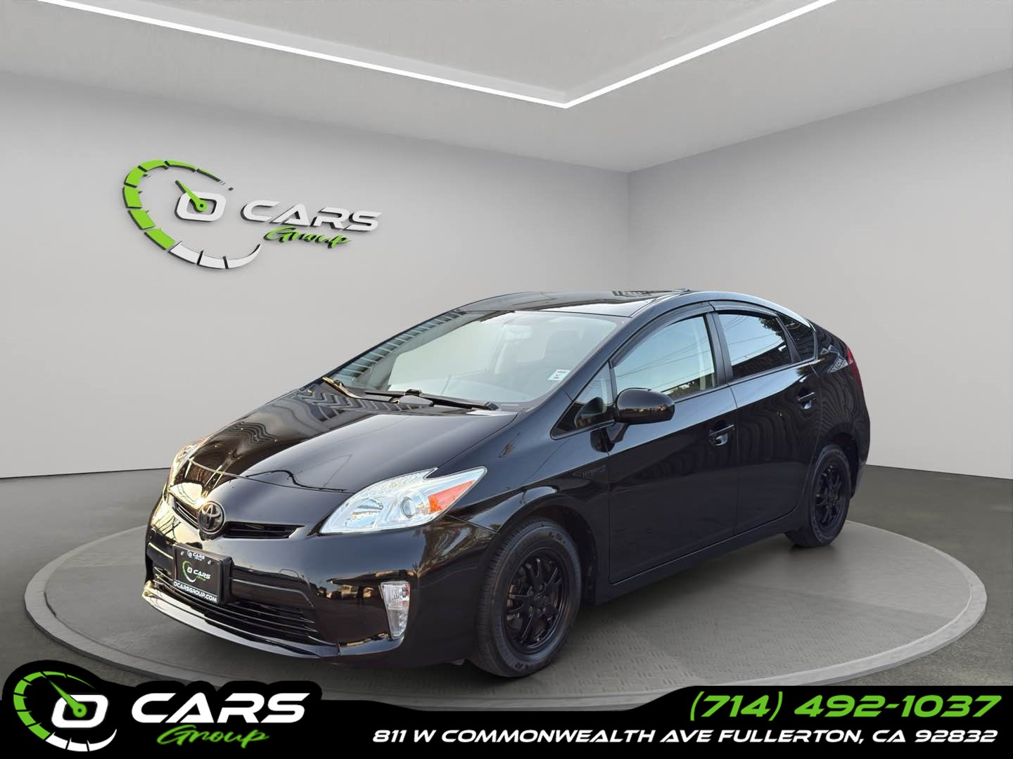 2015 Toyota Prius Two's photo