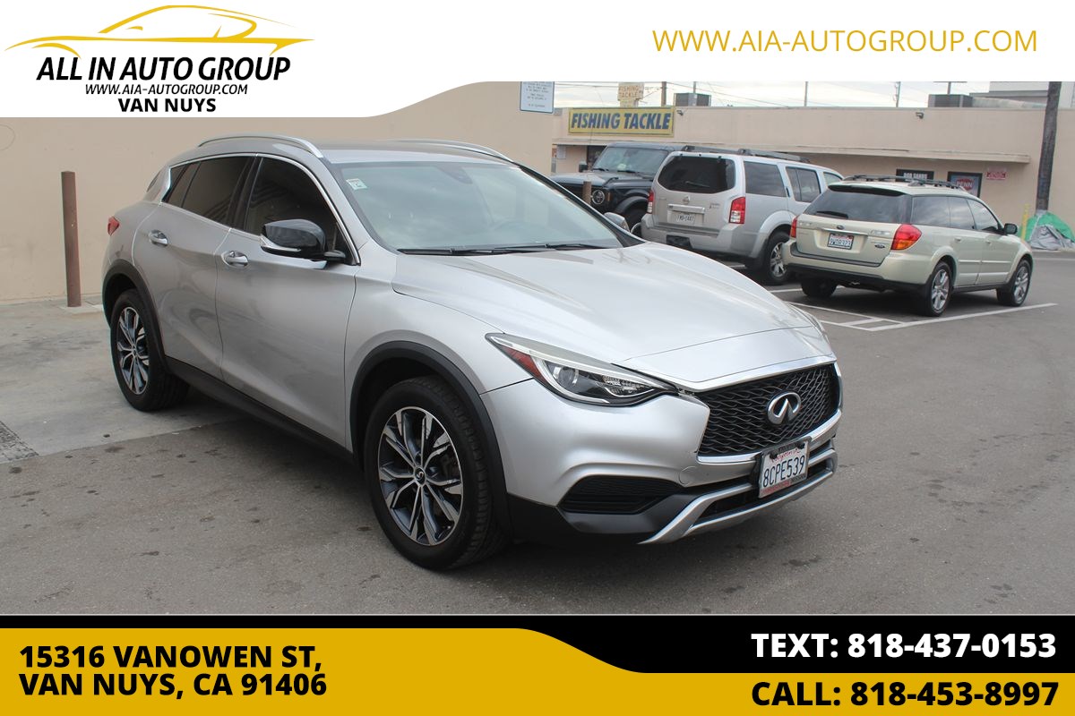 2018 INFINITI QX30 Luxury