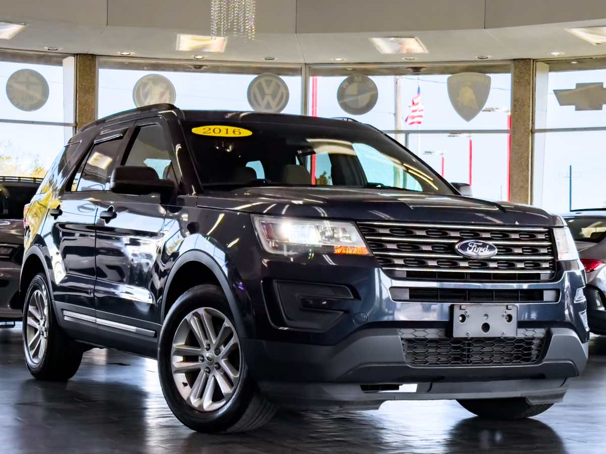 2016 Ford Explorer Base