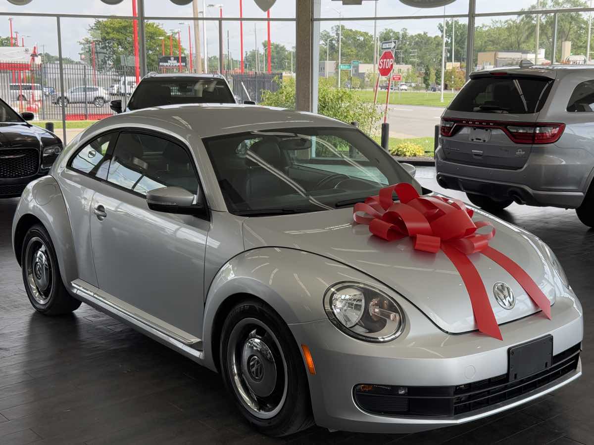 2012 Volkswagen Beetle 2.5