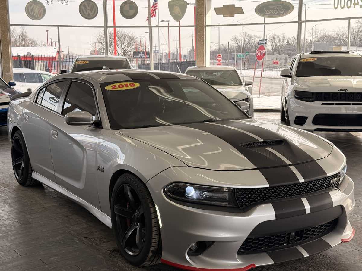 2019 Dodge Charger R/T's photo