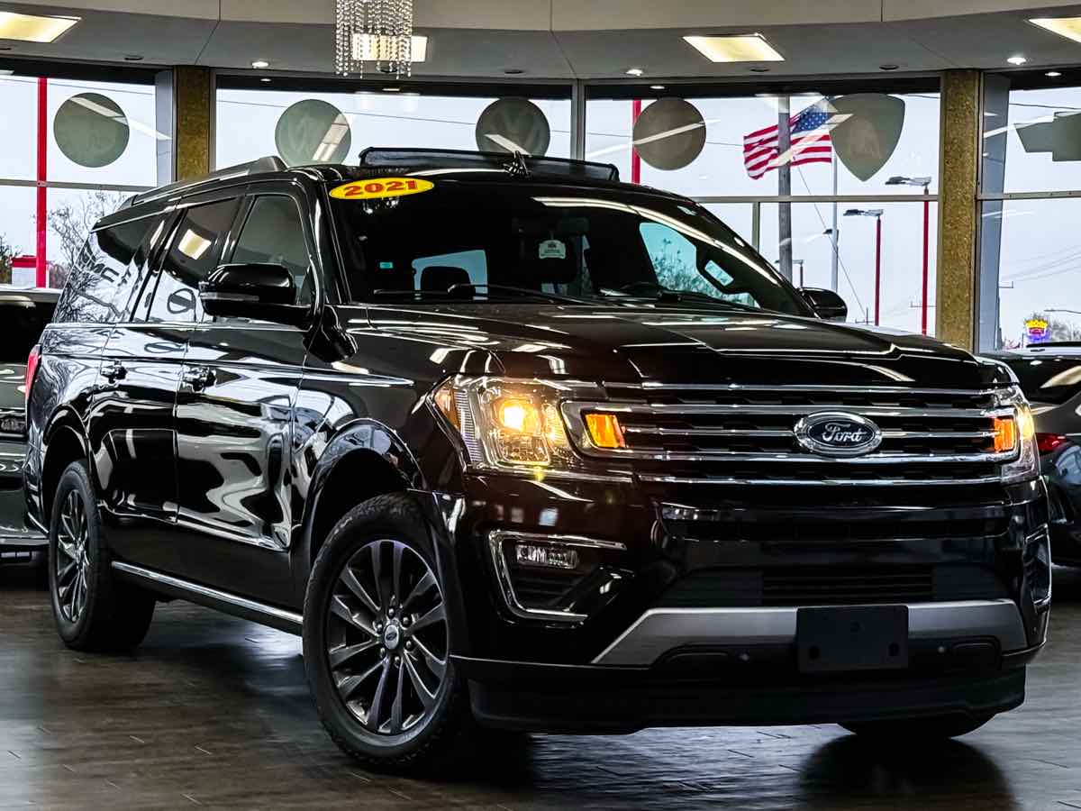 2021 Ford Expedition Limited's photo