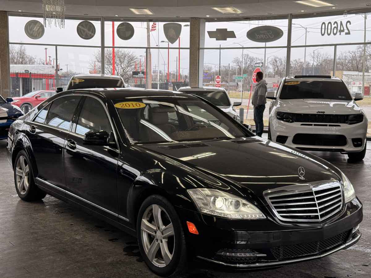 2010 Mercedes-Benz S-Class