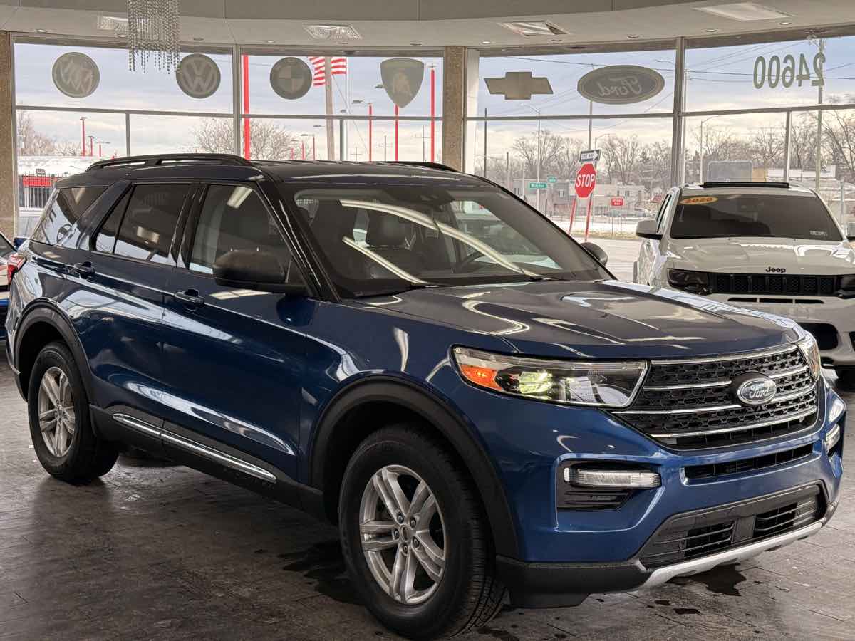 2021 Ford Explorer XLT's photo