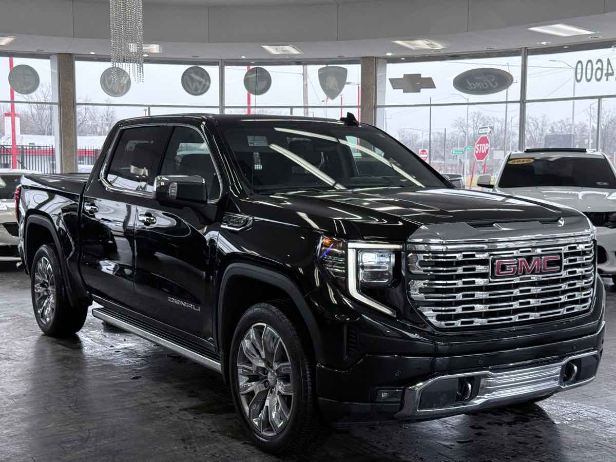 2025 GMC Sierra 1500 Denali's photo