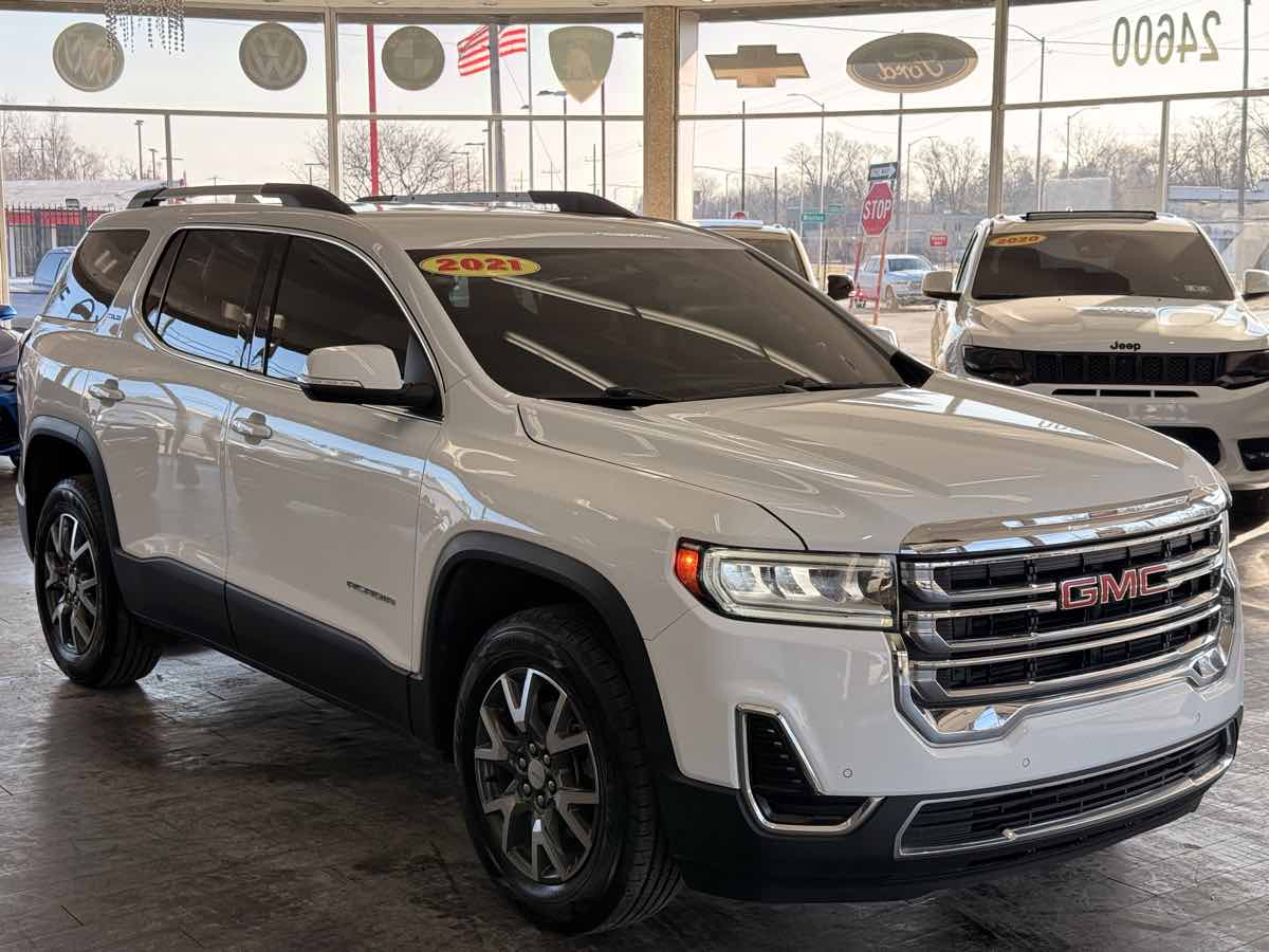 2021 GMC Acadia SLE's photo