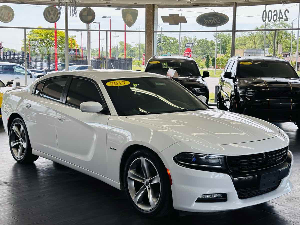 2017 Dodge Charger R/T's photo
