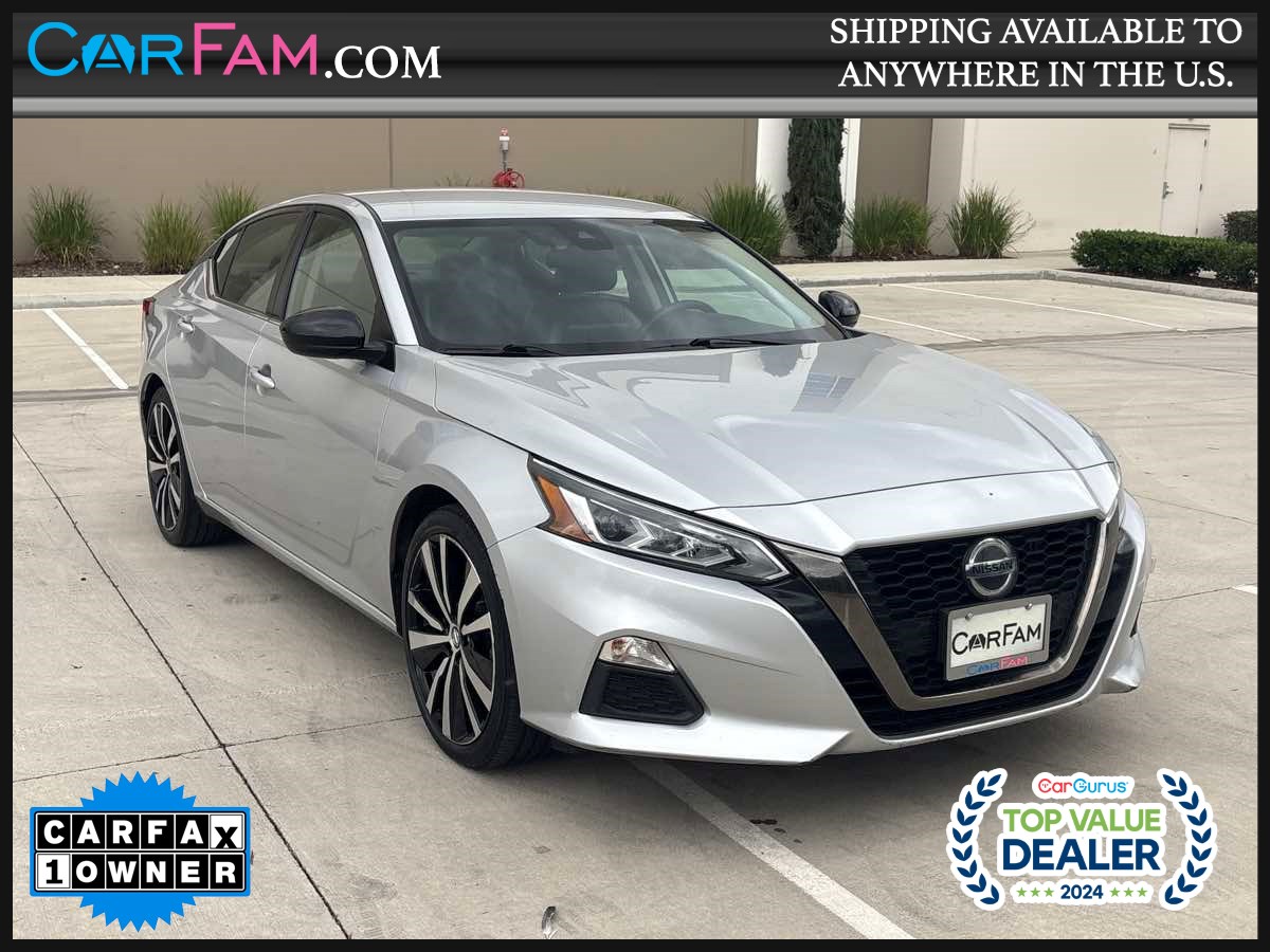 2021 Nissan Altima SR's photo