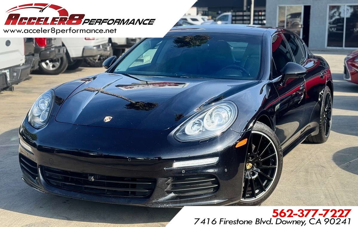 2016 Porsche Panamera Base's photo
