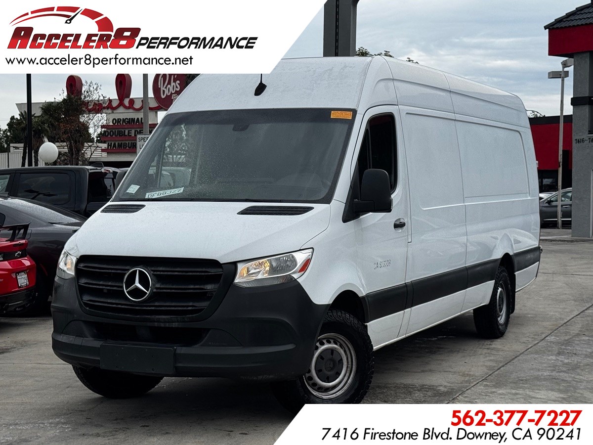 2019 Mercedes-Benz Sprinter Crew Van Base's photo