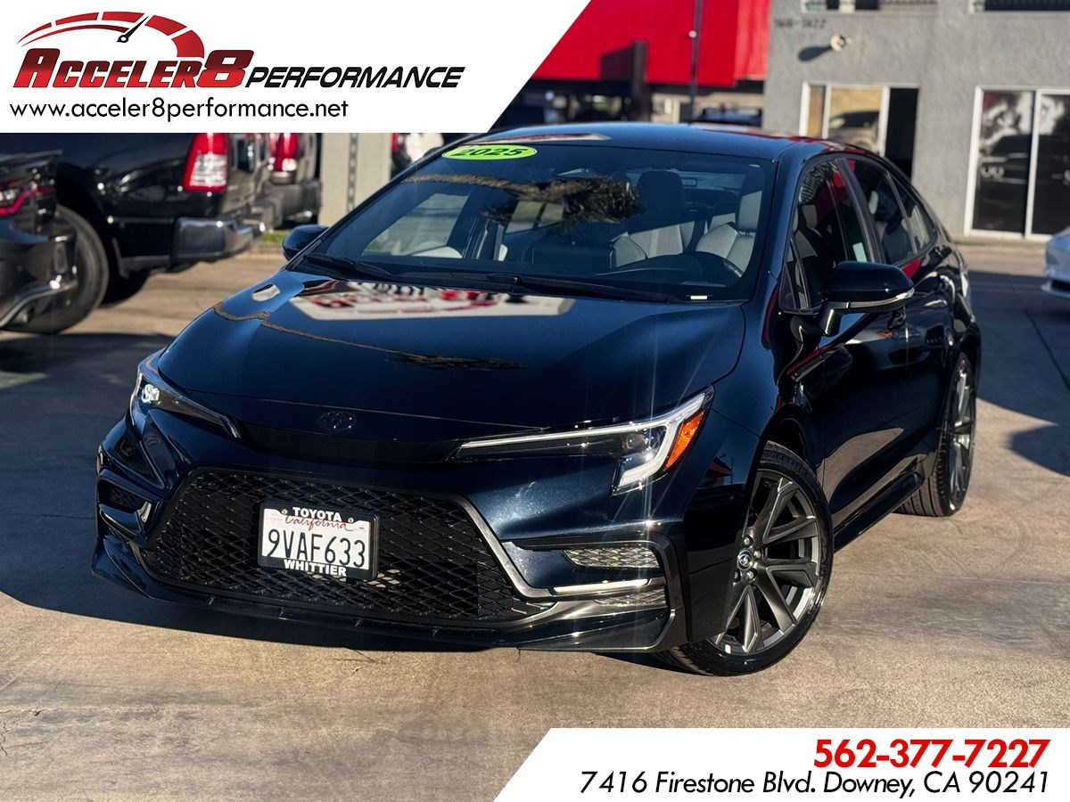 2025 Toyota Corolla SE's photo