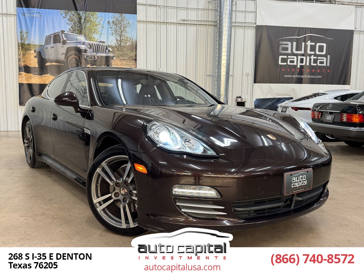 2010 Porsche Panamera S's photo