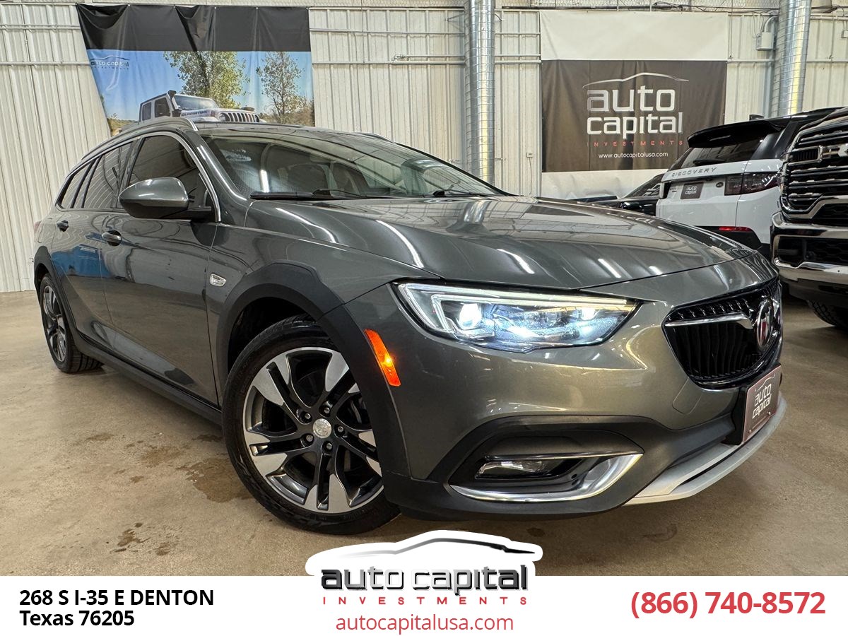 2018 Buick Regal TourX Essence's photo
