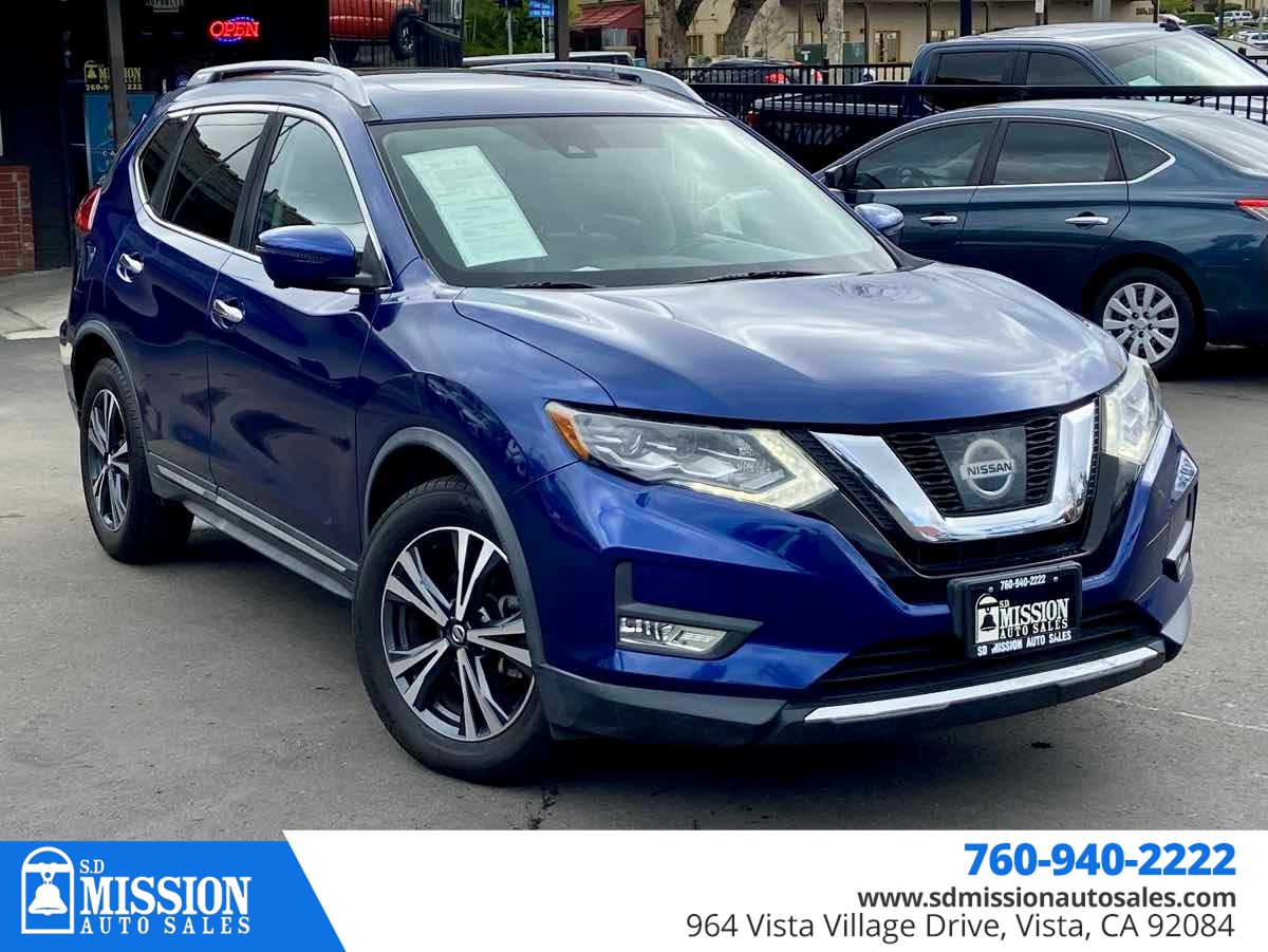 2017 Nissan Rogue SL's photo