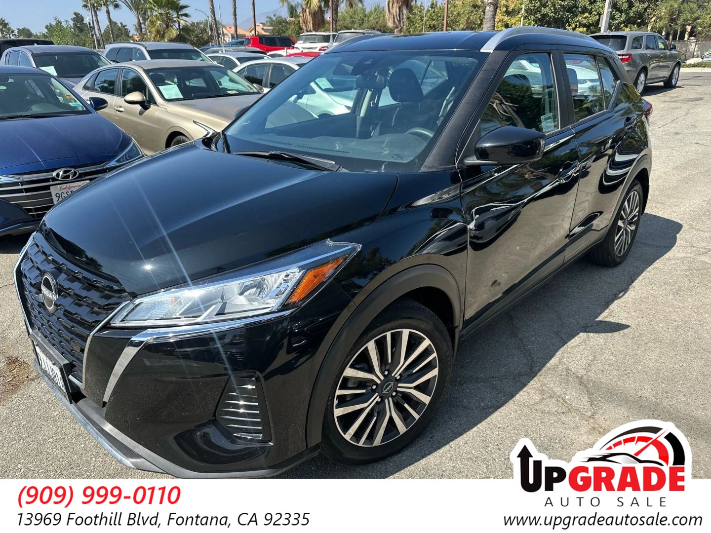 2024 Nissan Kicks SV's photo