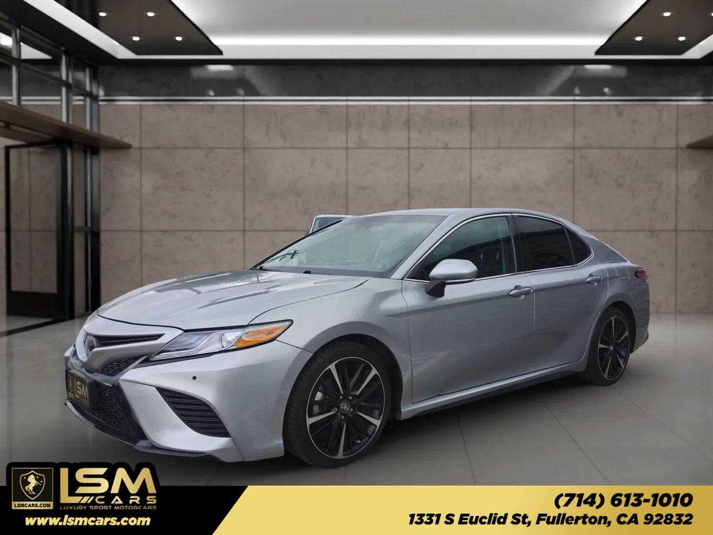 2018 Toyota Camry XSE's photo